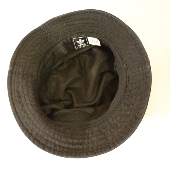Unisex**Adidas Classic Black Bucket Hat - Picture 11 of 11